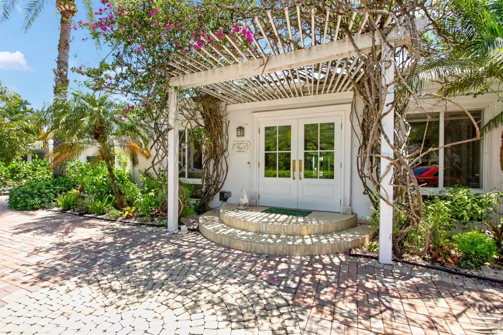 714 S Atlantic Drive Lantana, FL 33462