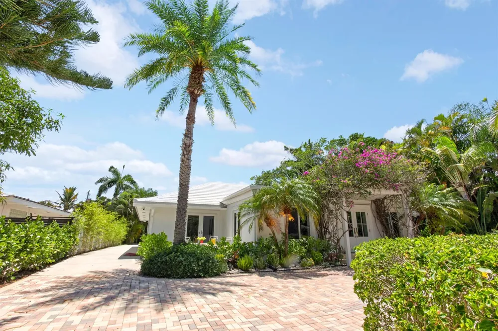 714 S Atlantic Drive Lantana, FL 33462
