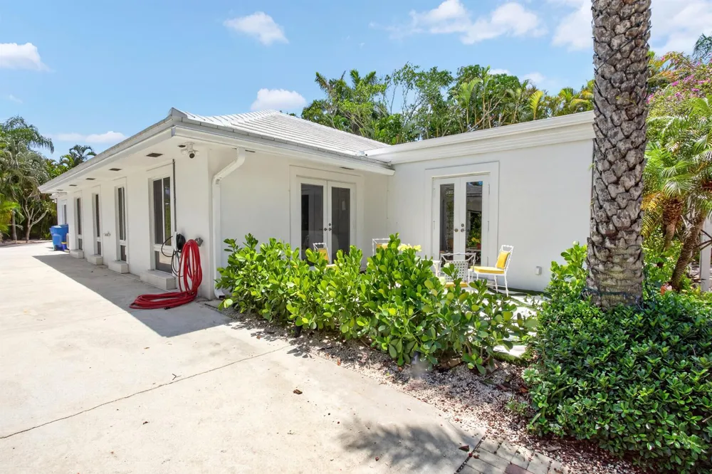 714 S Atlantic Drive Lantana, FL 33462