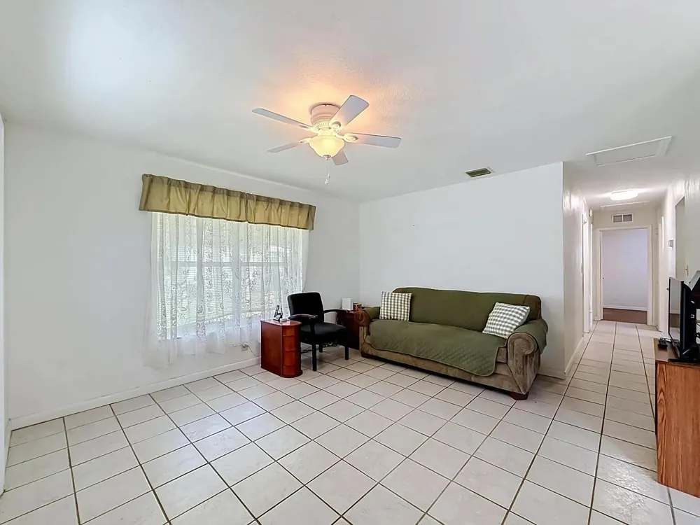 2573 NW 58th Avenue Margate, FL 33063