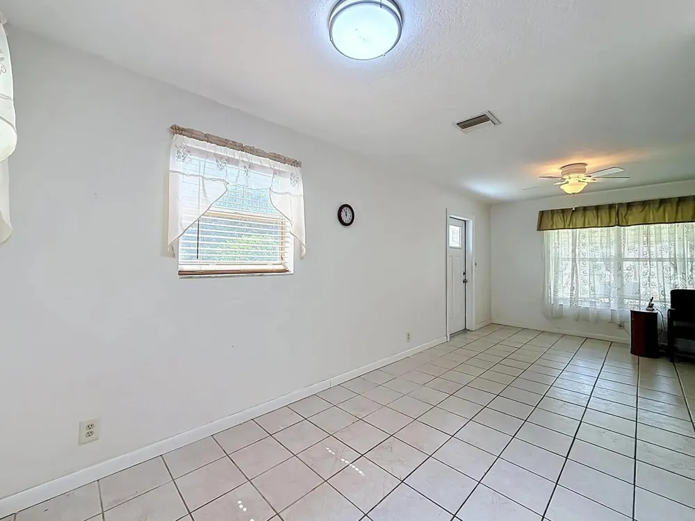 2573 NW 58th Avenue Margate, FL 33063