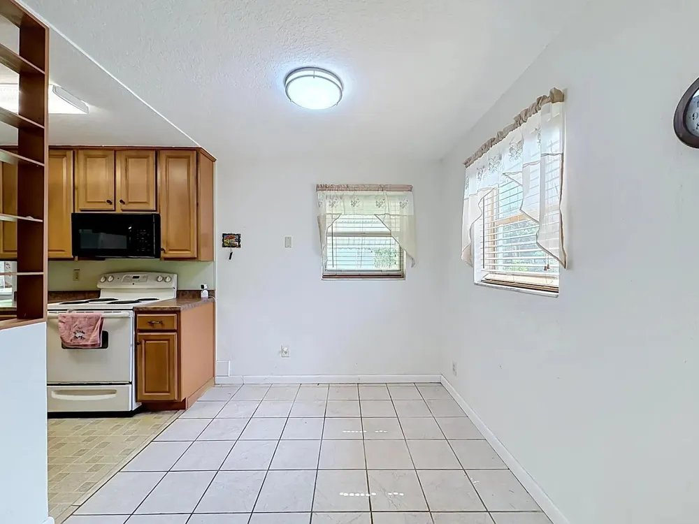2573 NW 58th Avenue Margate, FL 33063