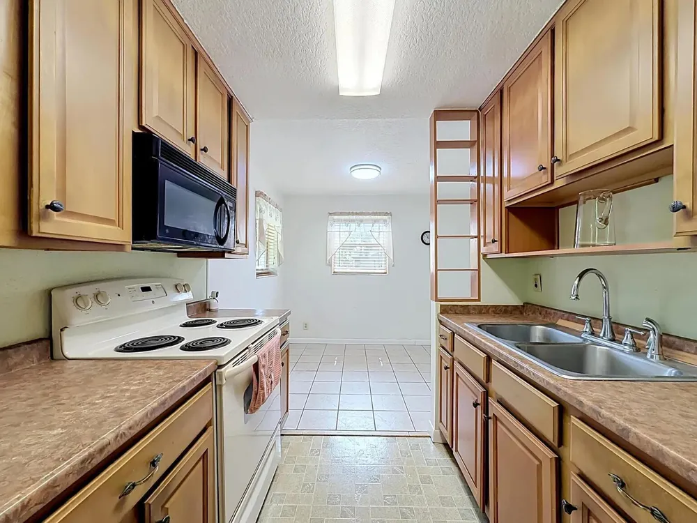 2573 NW 58th Avenue Margate, FL 33063