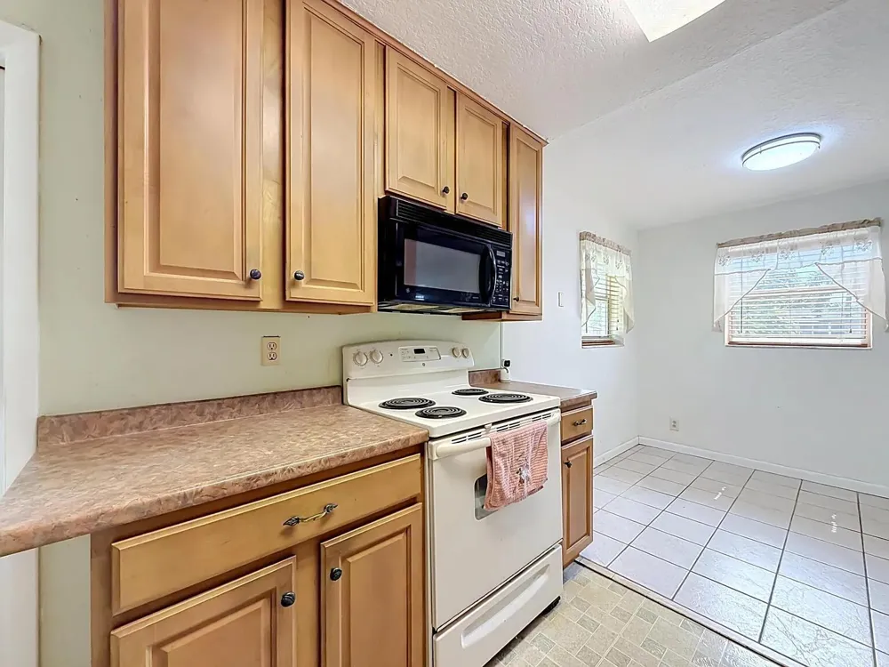 2573 NW 58th Avenue Margate, FL 33063