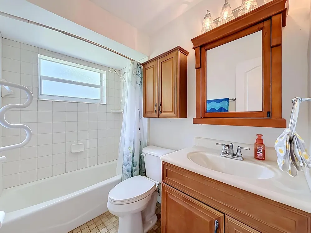 2573 NW 58th Avenue Margate, FL 33063