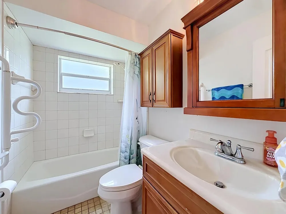 2573 NW 58th Avenue Margate, FL 33063