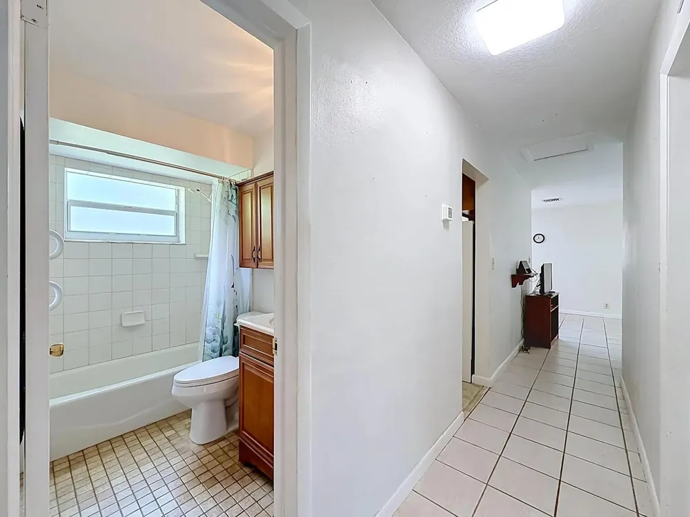 2573 NW 58th Avenue Margate, FL 33063
