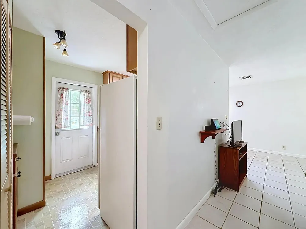 2573 NW 58th Avenue Margate, FL 33063