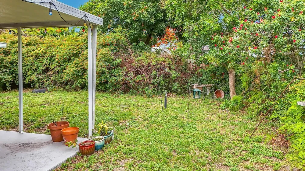 2573 NW 58th Avenue Margate, FL 33063