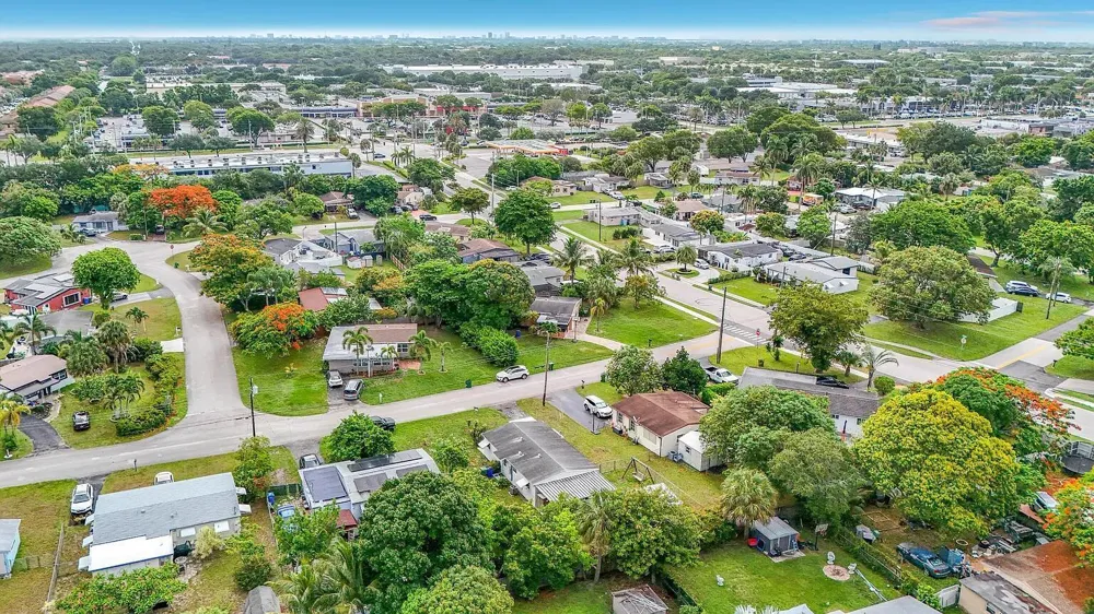 2573 NW 58th Avenue Margate, FL 33063