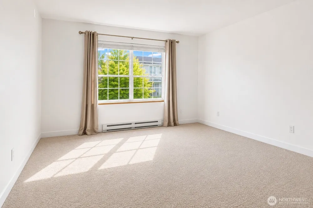 7453 Newcastle Golf Club Road #J301 Newcastle, WA 98059