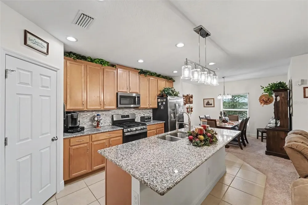 623 BELLINGHAM WAY Minneola, FL 34715