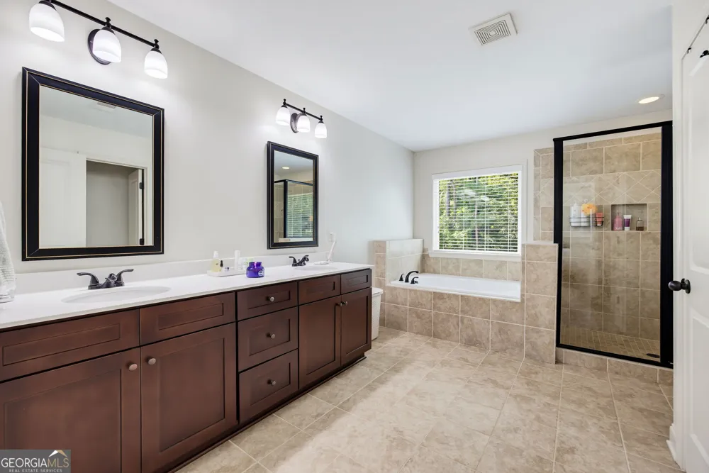 158 Lilyfield LN Acworth, GA 30101