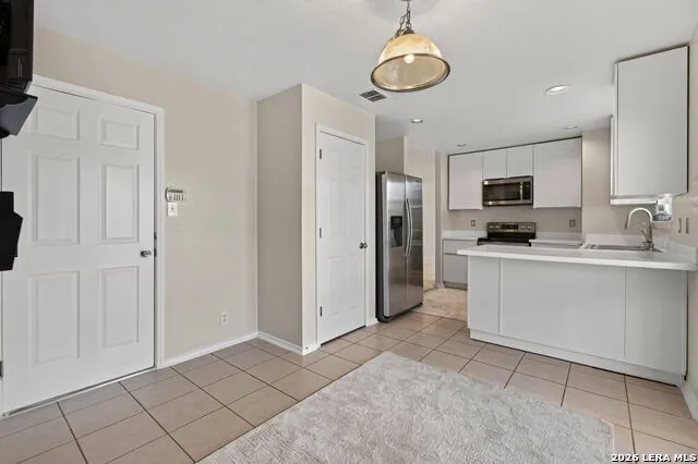 5307 DANNELLY FLD San Antonio, TX 78227