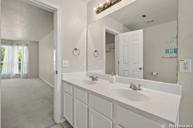 5307 DANNELLY FLD San Antonio, TX 78227