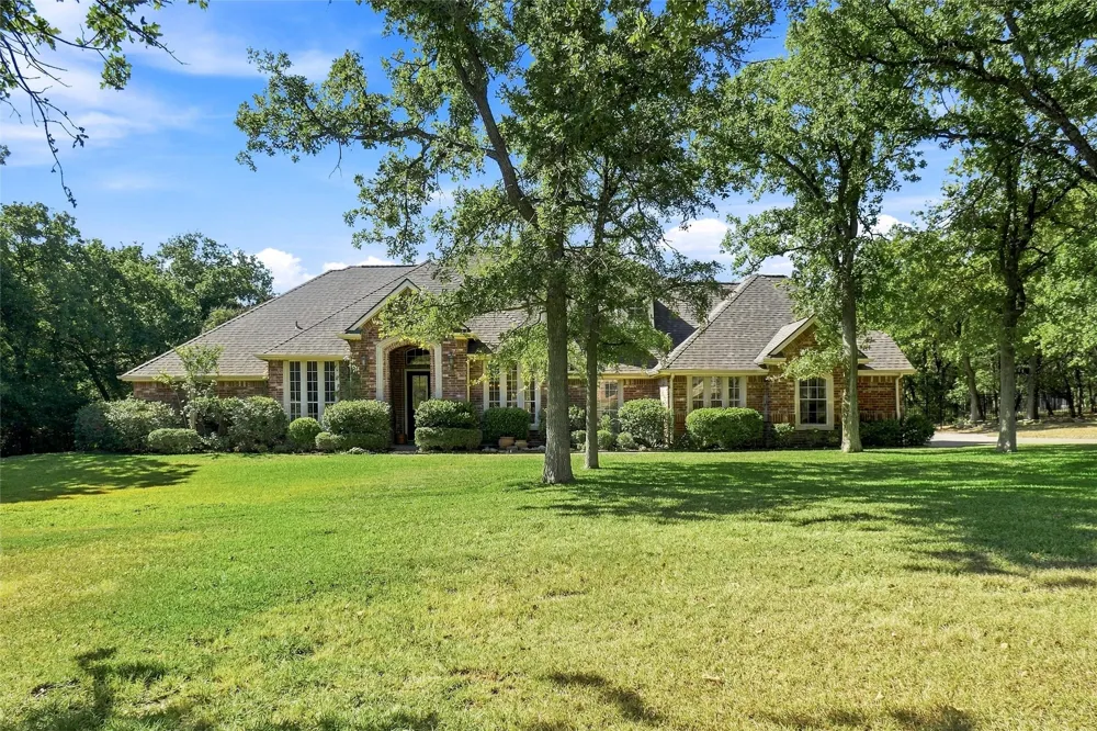 676 Boling Ranch Road Azle, TX 76020