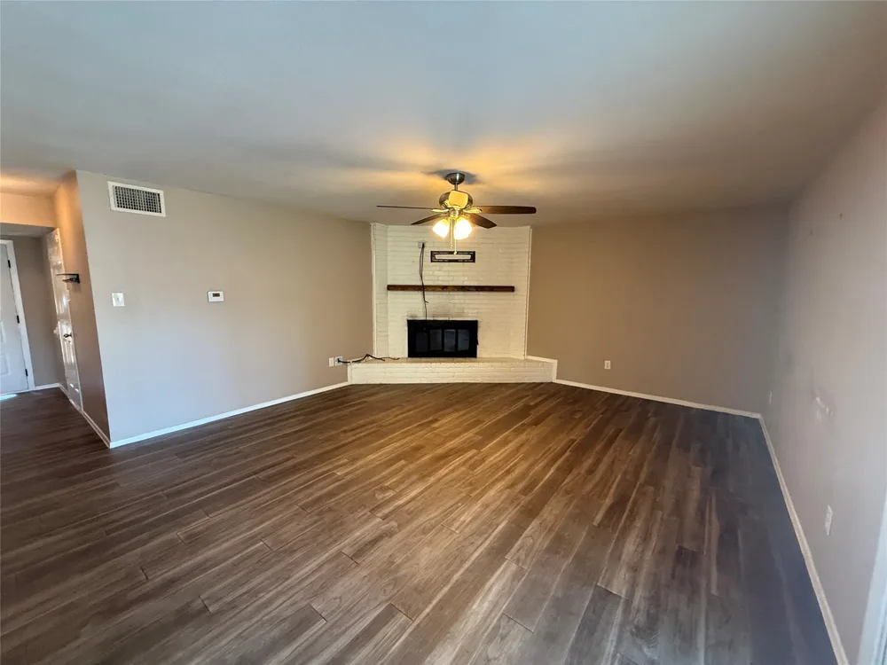 355 Ridgecrest Drive Saginaw, TX 76179