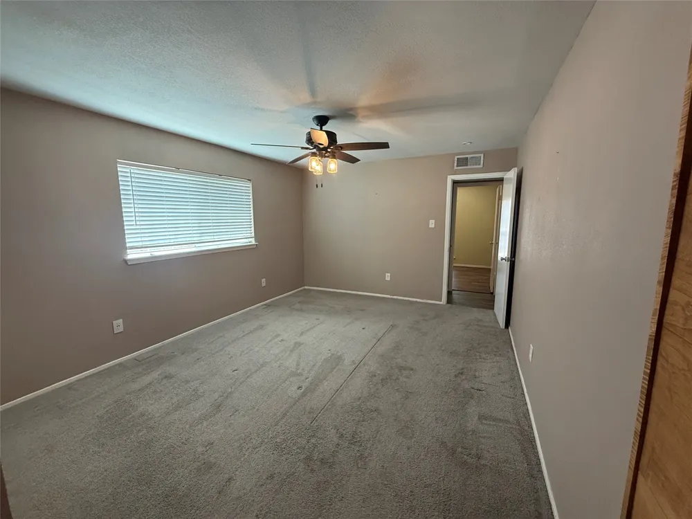 355 Ridgecrest Drive Saginaw, TX 76179