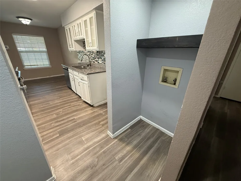 355 Ridgecrest Drive Saginaw, TX 76179