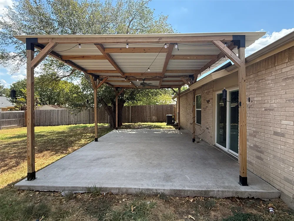 355 Ridgecrest Drive Saginaw, TX 76179