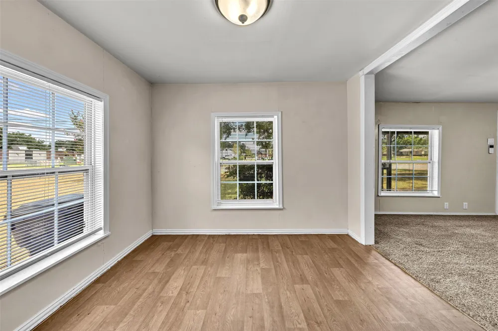 107 Brown Street Mansfield, TX 76063