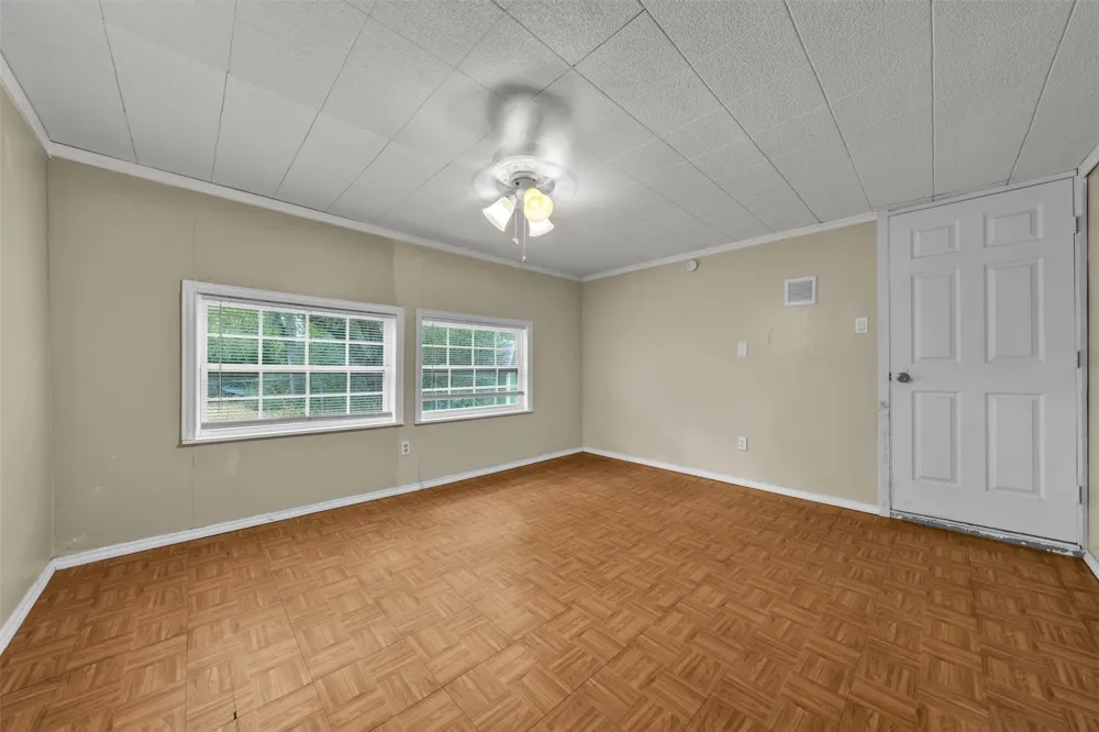 107 Brown Street Mansfield, TX 76063