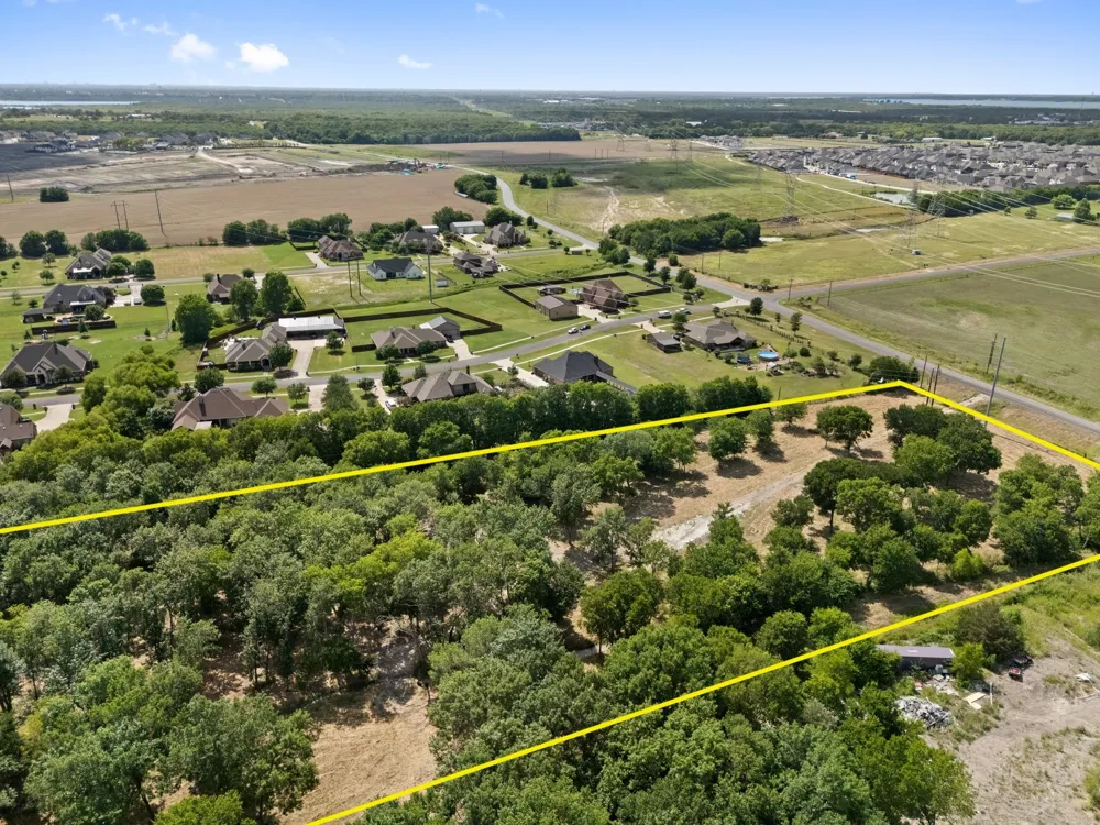 CR 483 Lavon, TX 75166
