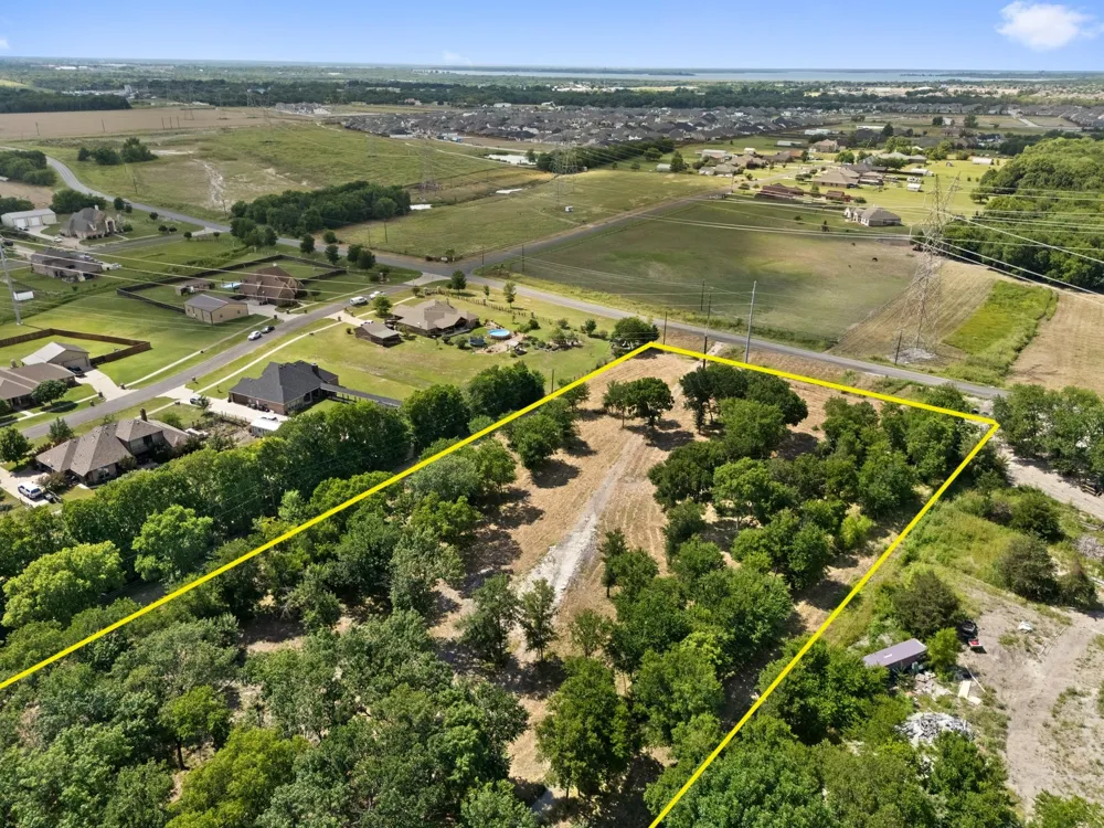 CR 483 Lavon, TX 75166
