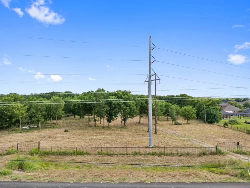 CR 483 Lavon, TX 75166