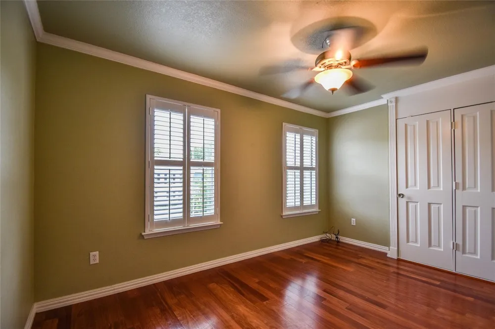 87 Winchester Drive Euless, TX 76039