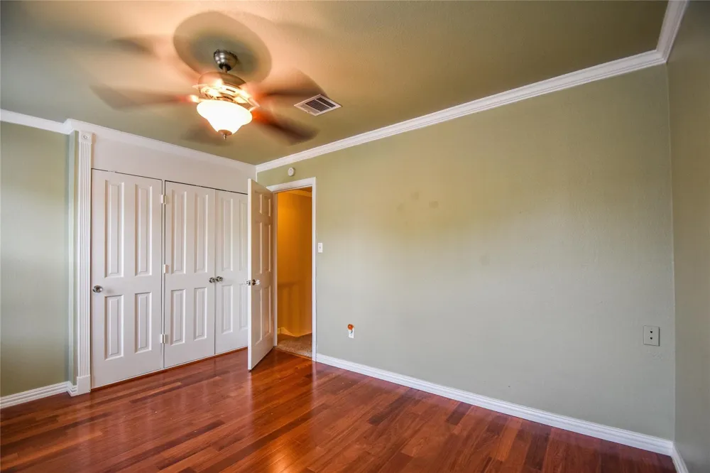87 Winchester Drive Euless, TX 76039