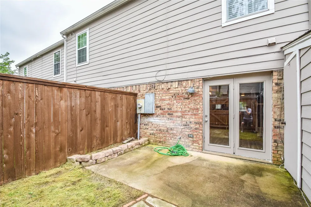 87 Winchester Drive Euless, TX 76039