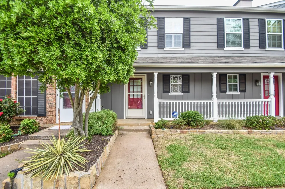 87 Winchester Drive Euless, TX 76039