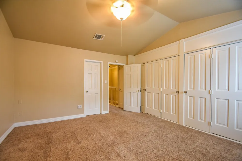 87 Winchester Drive Euless, TX 76039