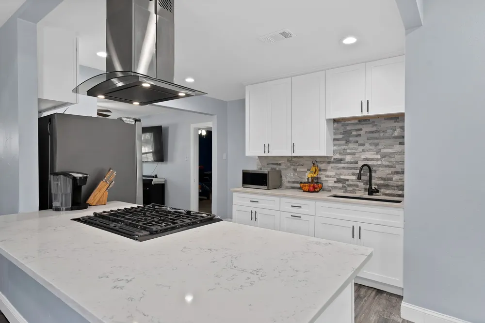 4622 Newmore Avenue Dallas, TX 75209