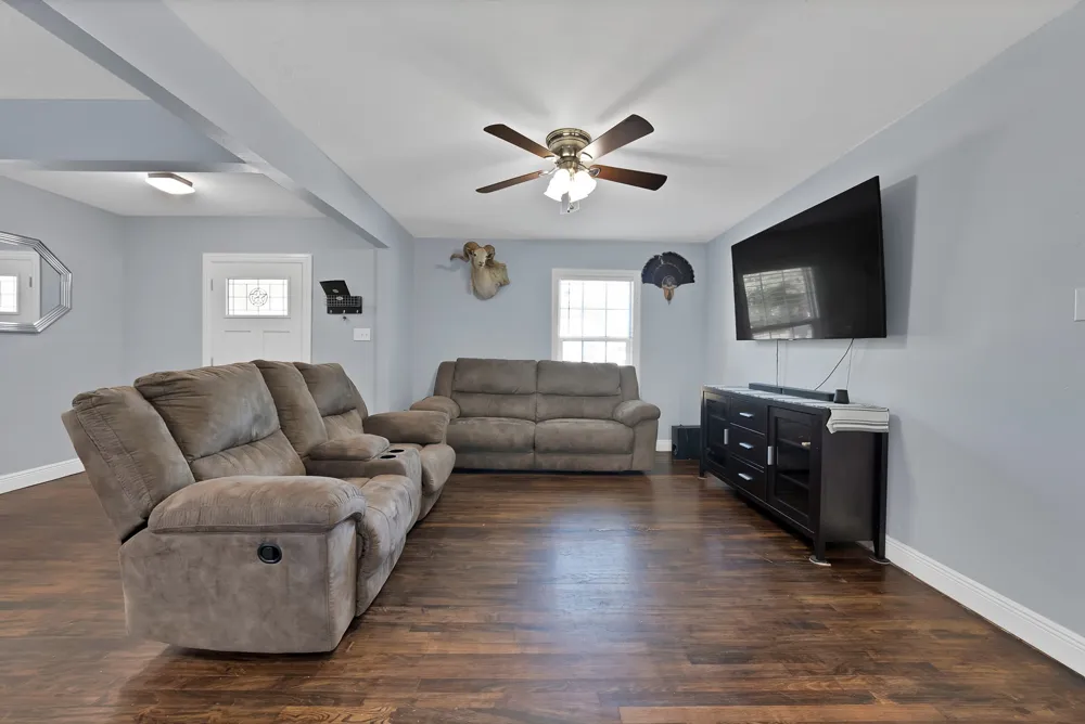 4622 Newmore Avenue Dallas, TX 75209