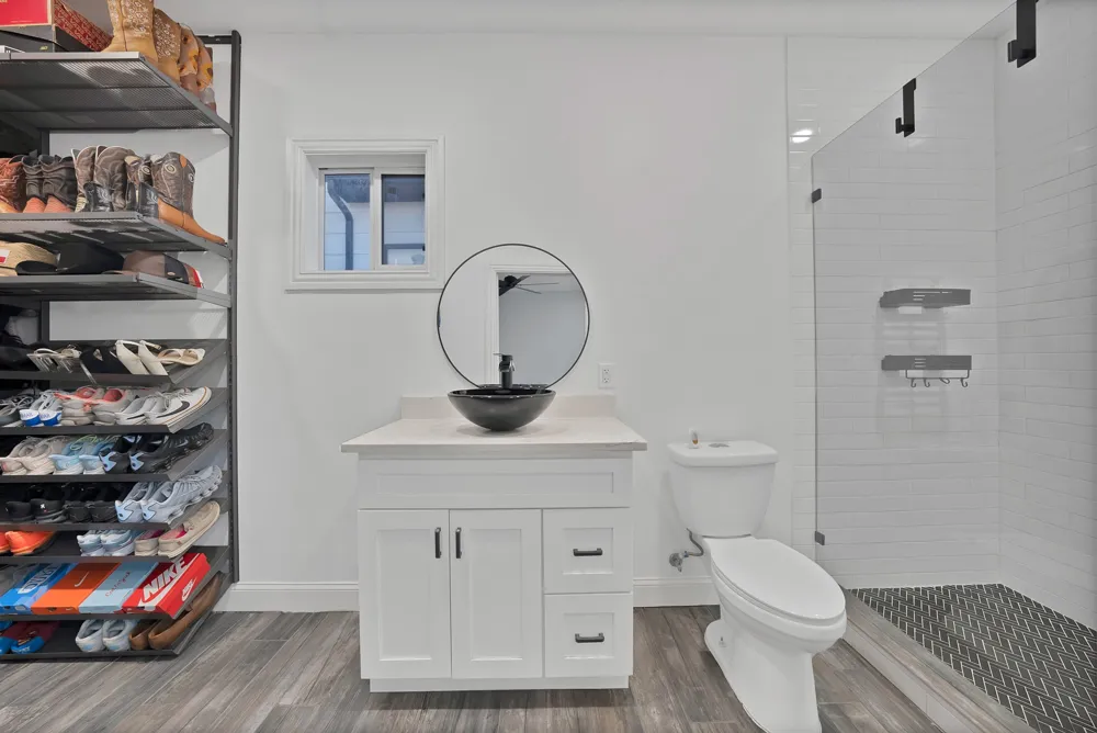 4622 Newmore Avenue Dallas, TX 75209
