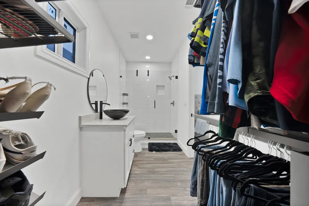 4622 Newmore Avenue Dallas, TX 75209