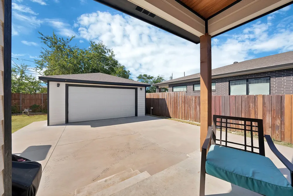 4622 Newmore Avenue Dallas, TX 75209