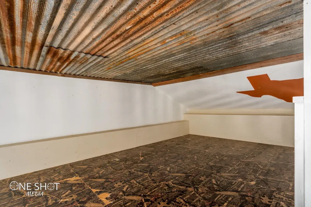 542 Mccartney Lane Tye, TX 79563