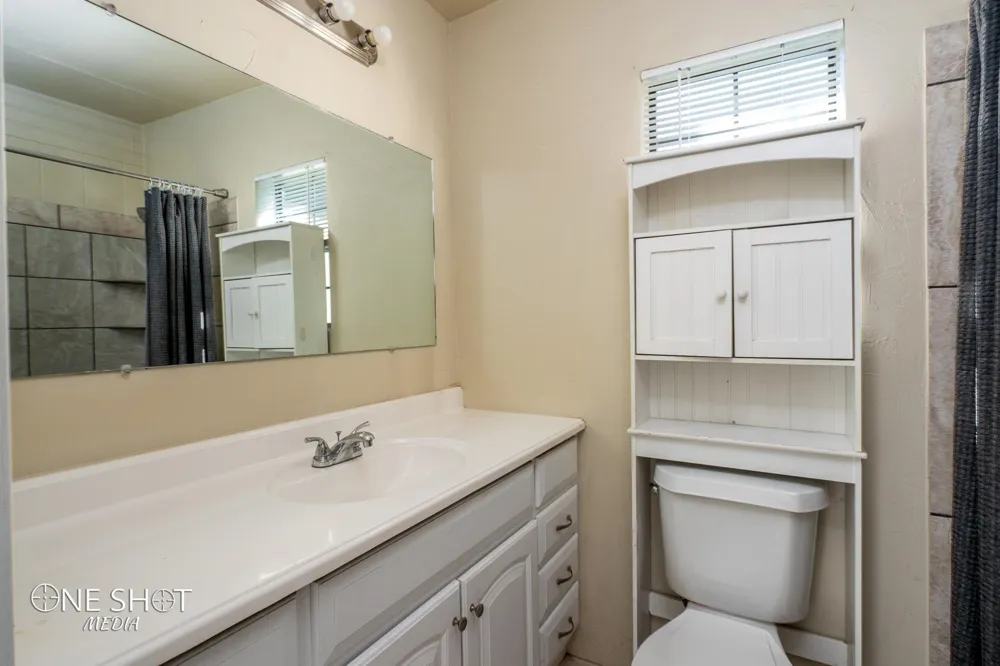 542 Mccartney Lane Tye, TX 79563