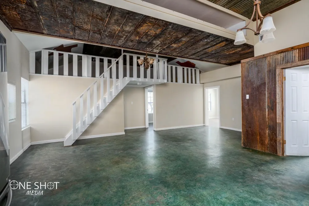 542 Mccartney Lane Tye, TX 79563