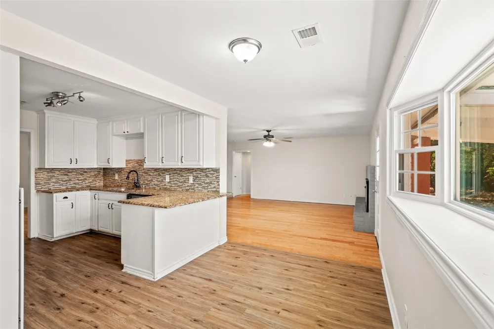 407 John Arden Drive Waxahachie, TX 75165