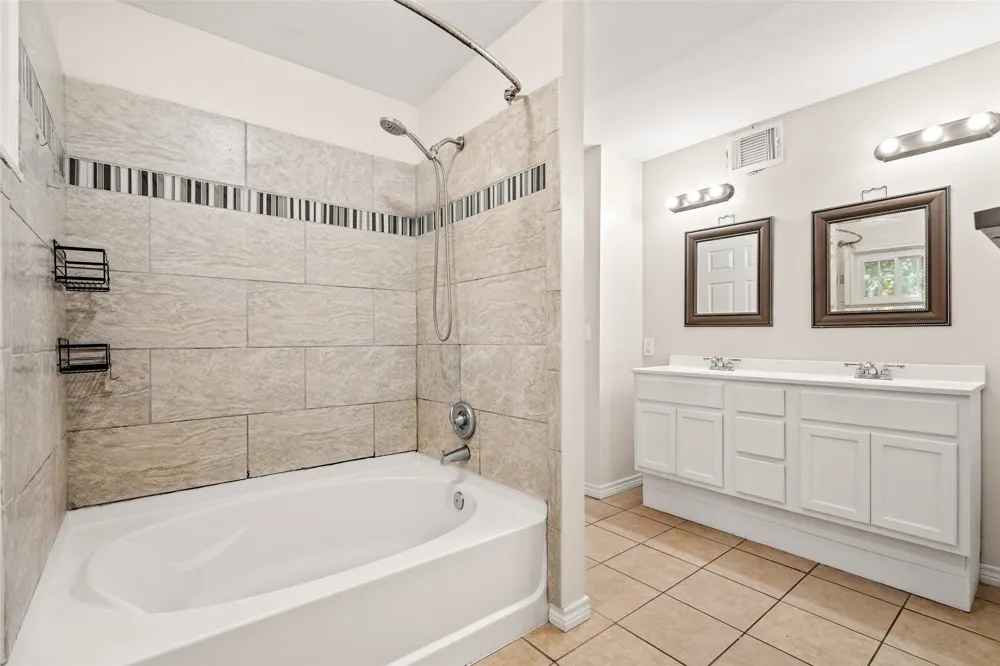 407 John Arden Drive Waxahachie, TX 75165