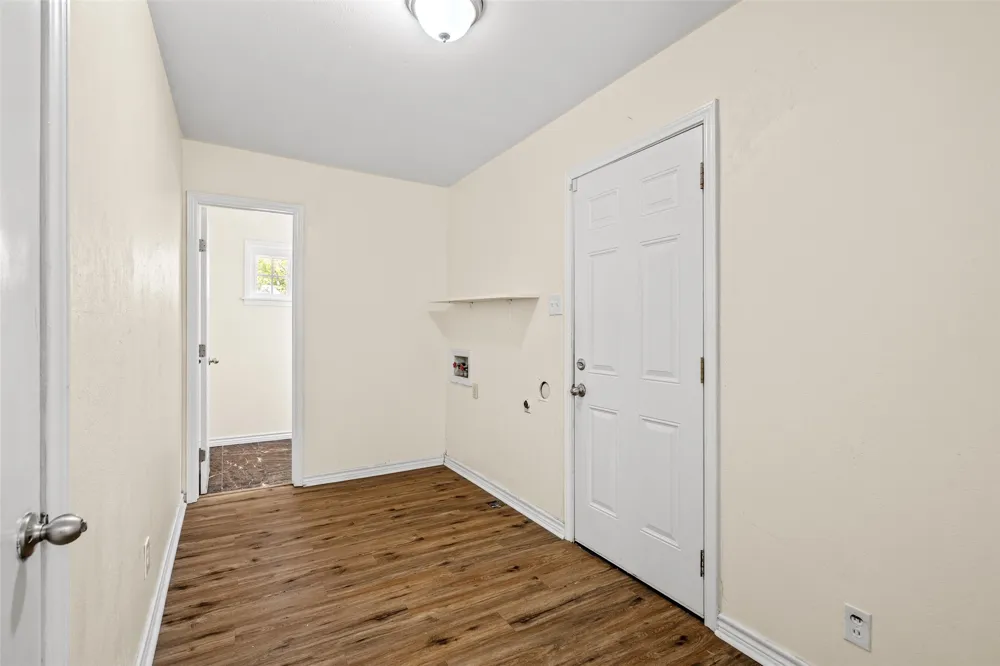 407 John Arden Drive Waxahachie, TX 75165