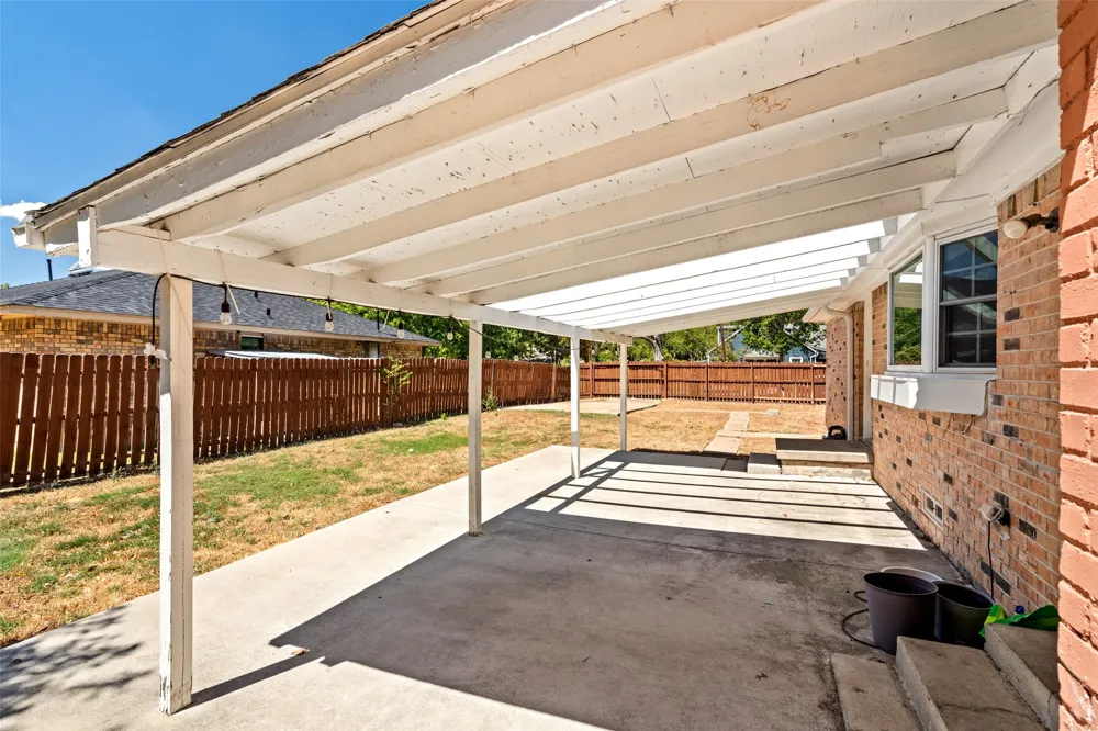 407 John Arden Drive Waxahachie, TX 75165