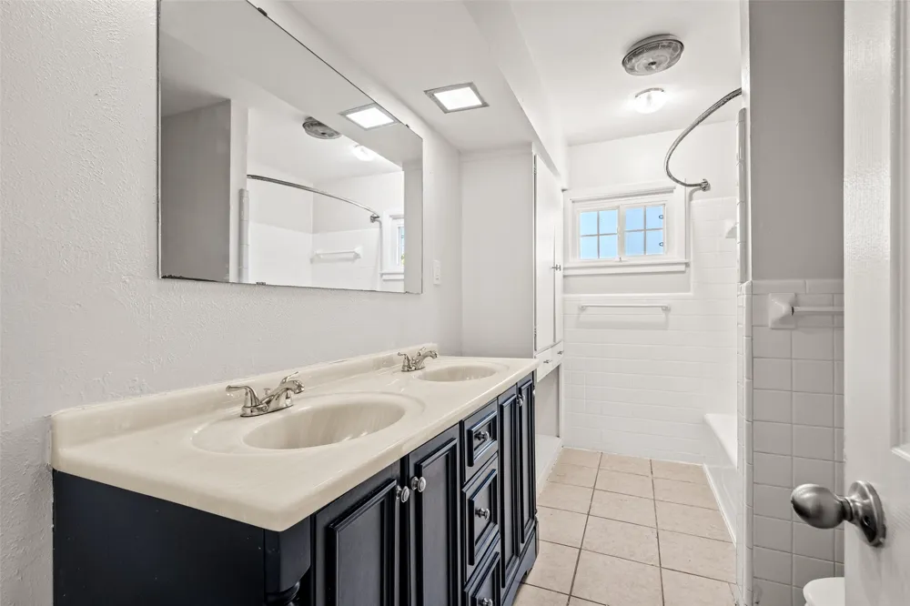 407 John Arden Drive Waxahachie, TX 75165
