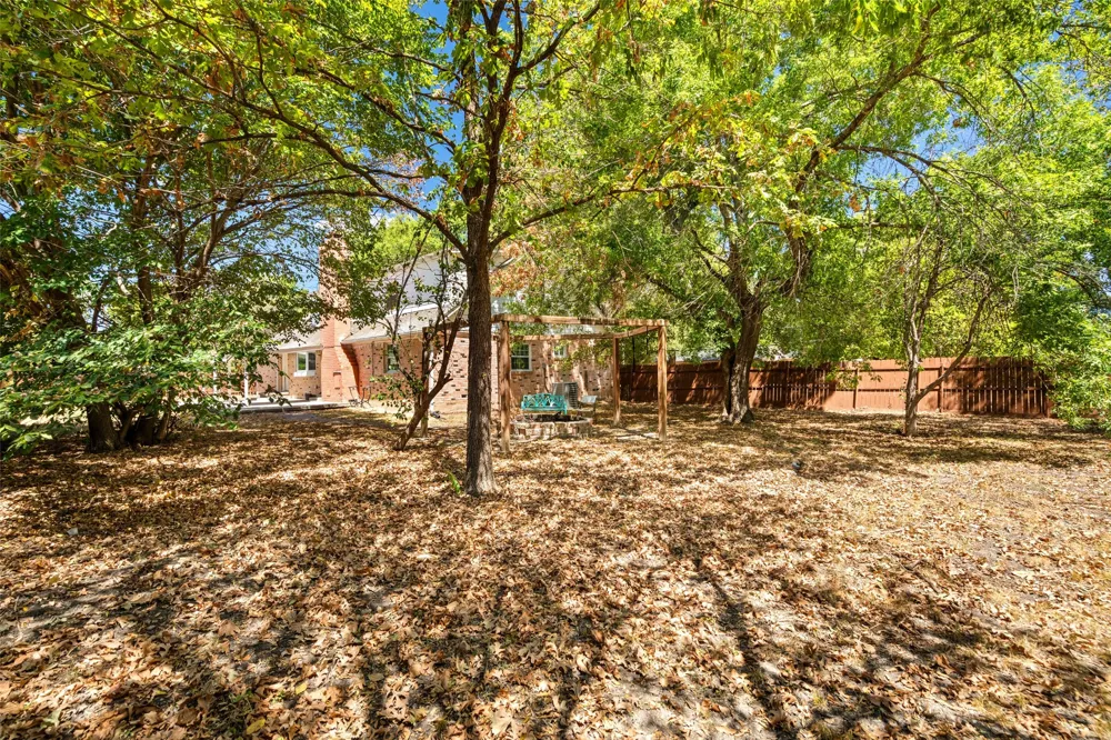 407 John Arden Drive Waxahachie, TX 75165