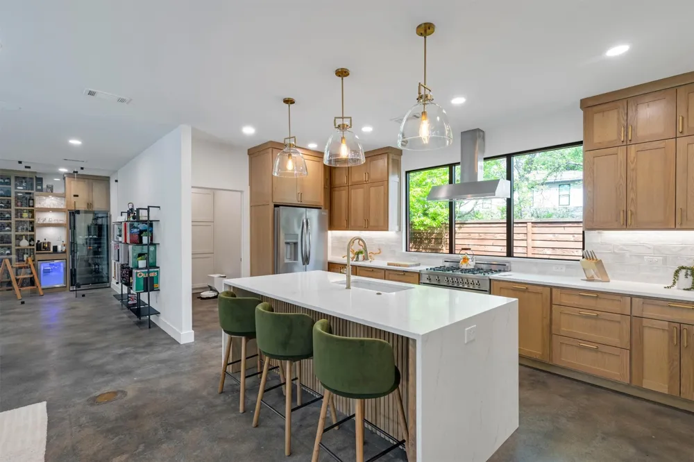 3938 Lively Lane Dallas, TX 75220