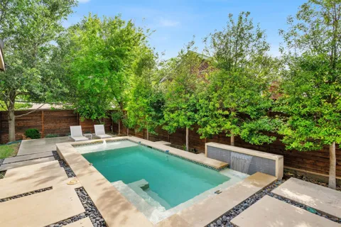 3938 Lively Lane